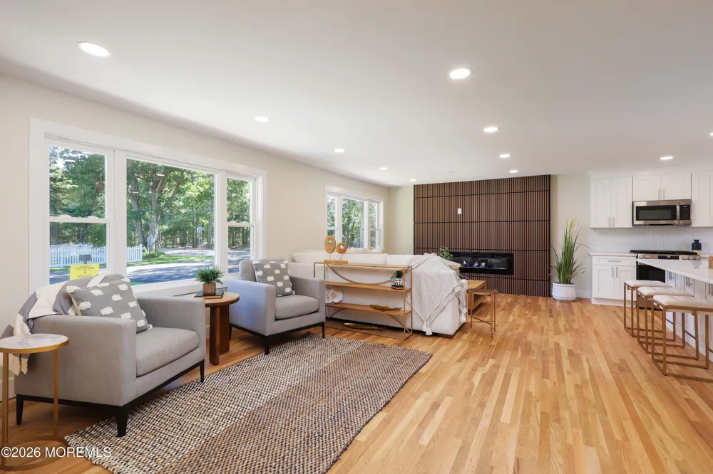15 Walnut Street Beachwood, NJ 08722
