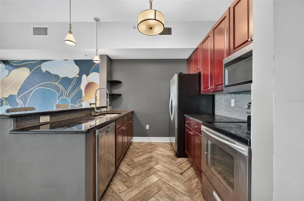 101 S EOLA DRIVE #1016 Orlando, FL 32801
