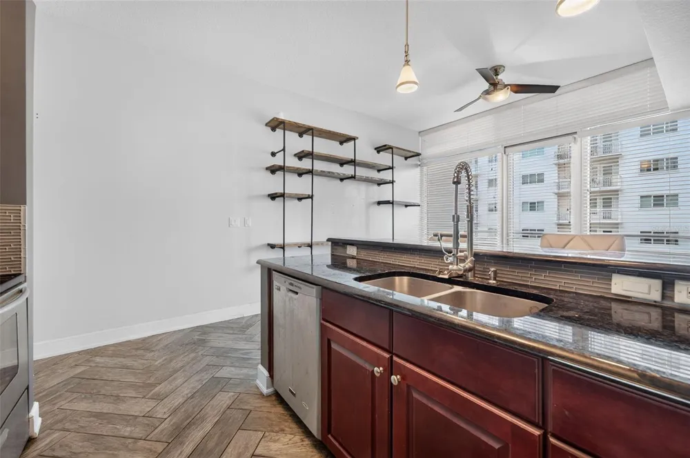 101 S EOLA DRIVE #1016 Orlando, FL 32801