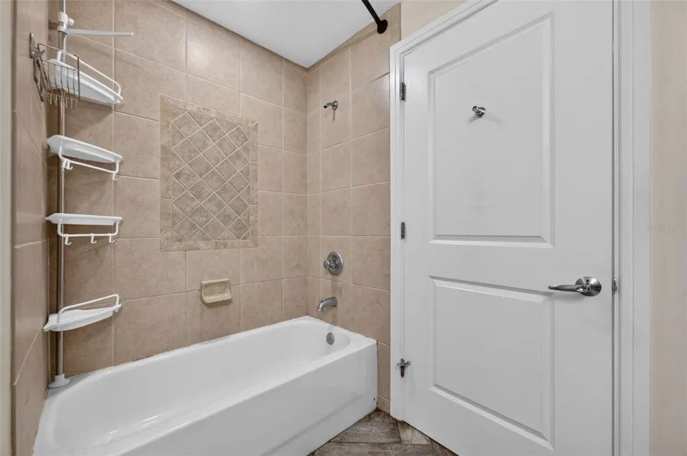 101 S EOLA DRIVE #1016 Orlando, FL 32801