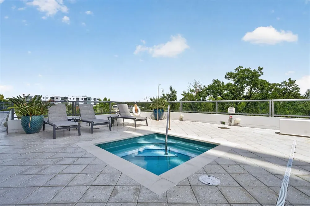 101 S EOLA DRIVE #1016 Orlando, FL 32801