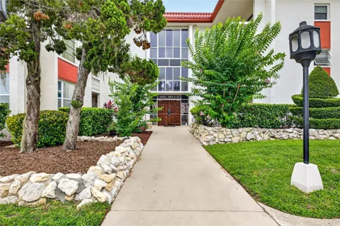 2623 SEVILLE BOULEVARD #207