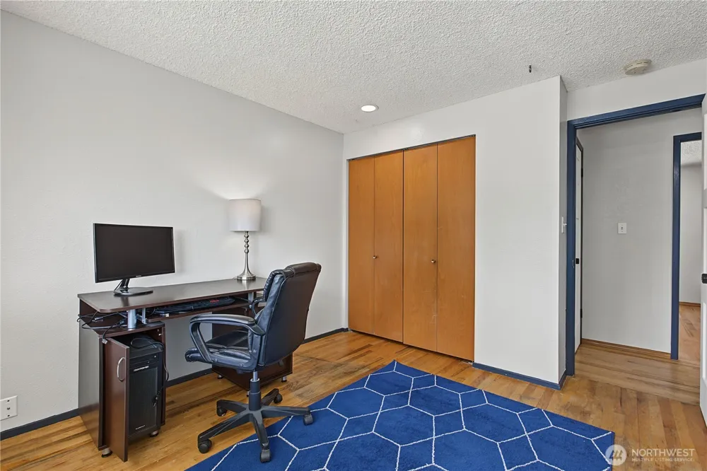 3710 S 268th Kent, WA 98032