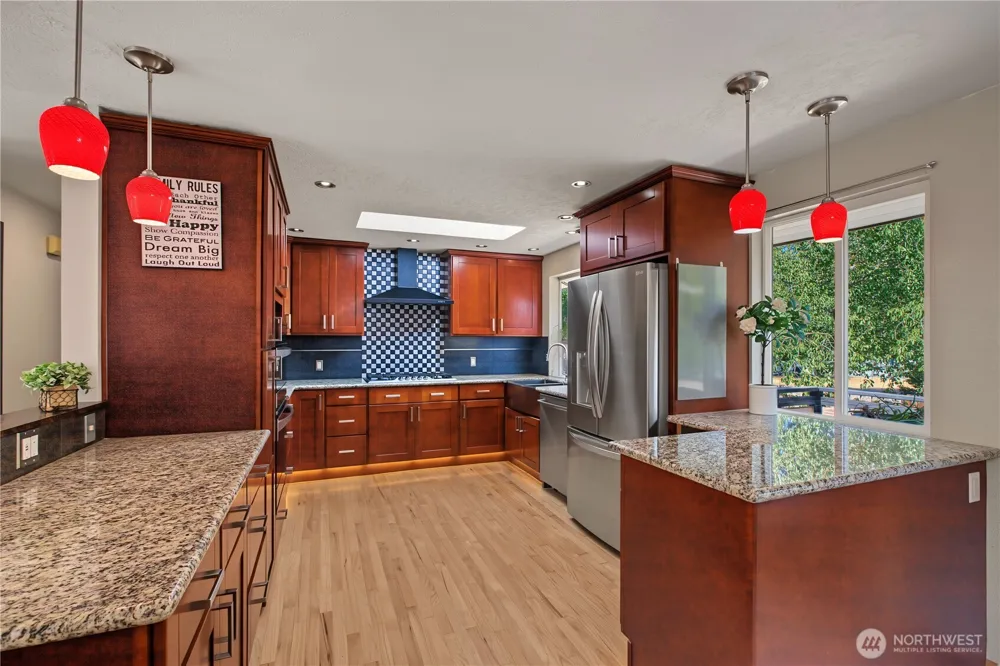 3710 S 268th Kent, WA 98032