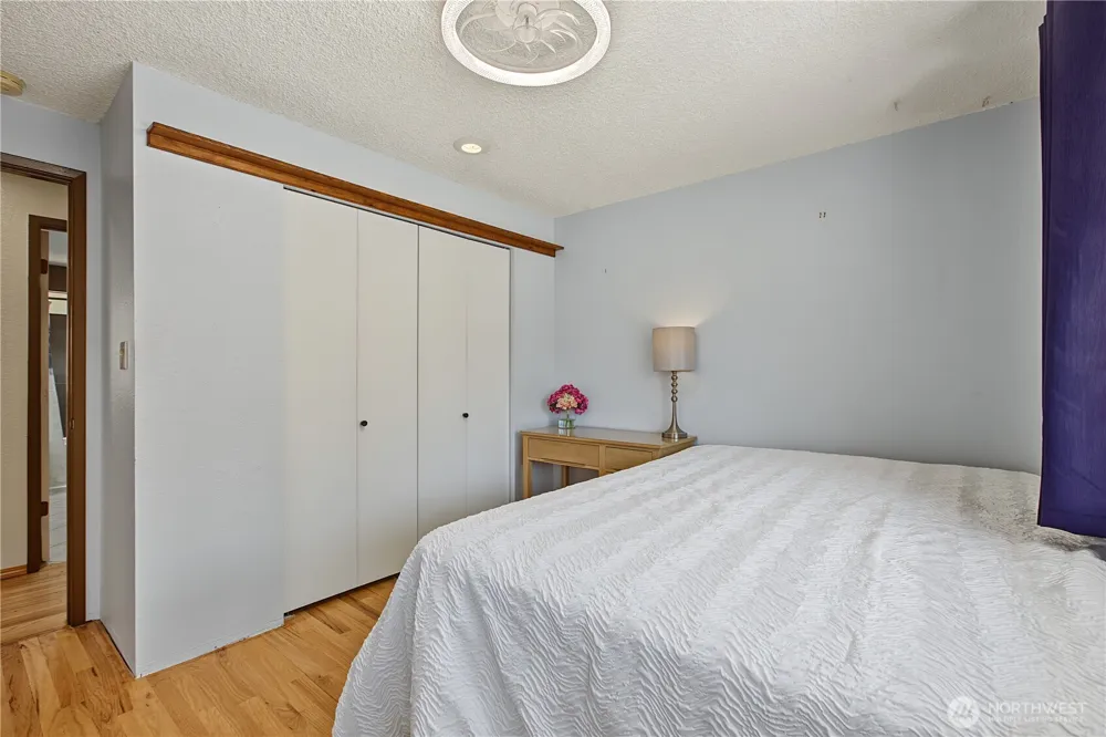 3710 S 268th Kent, WA 98032
