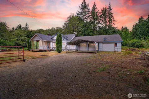 53 E Elma Hicklin Road