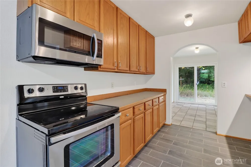 53 E Elma Hicklin Road McCleary, WA 98557