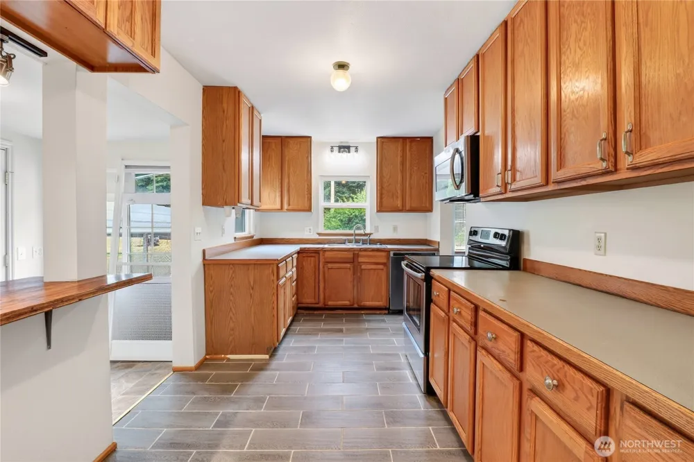 53 E Elma Hicklin Road McCleary, WA 98557