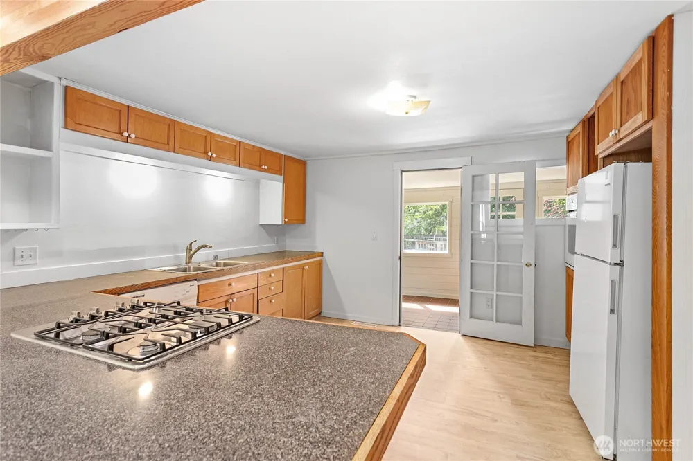 2140 Harris Avenue Bellingham, WA 98225