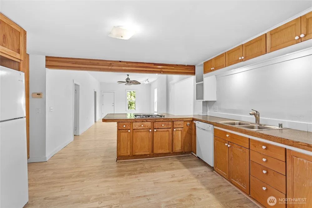 2140 Harris Avenue Bellingham, WA 98225