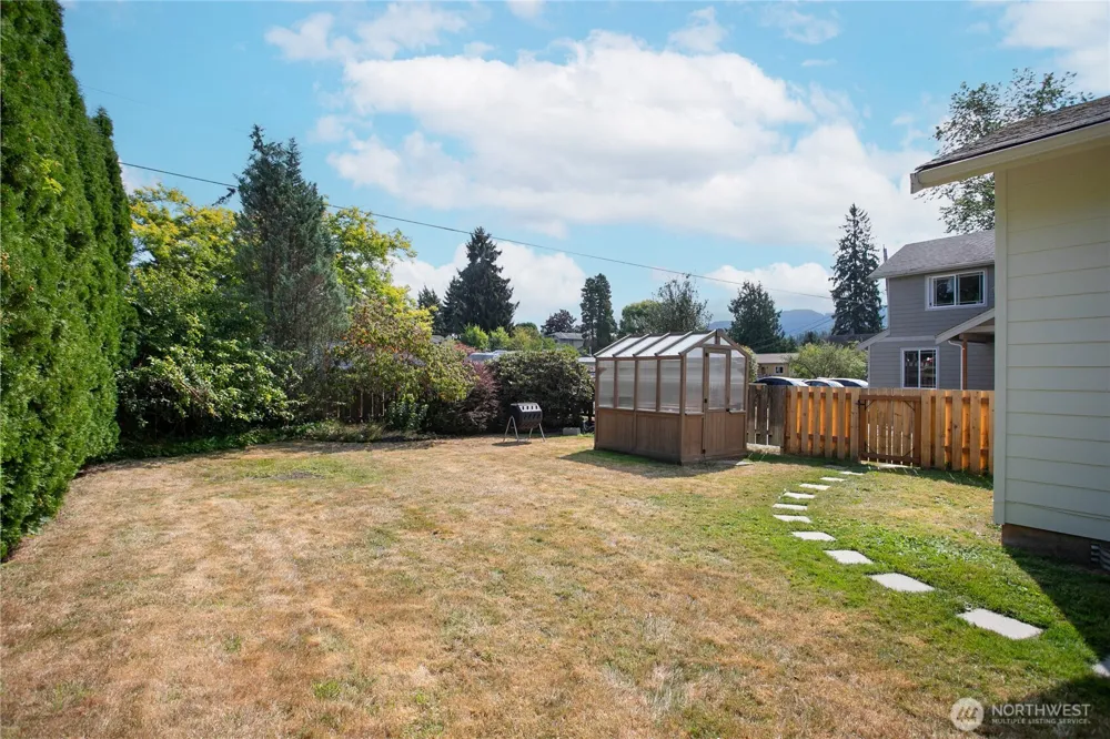 2140 Harris Avenue Bellingham, WA 98225