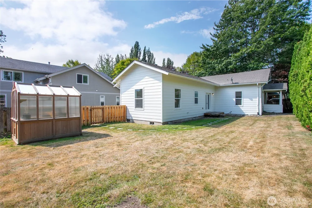 2140 Harris Avenue Bellingham, WA 98225