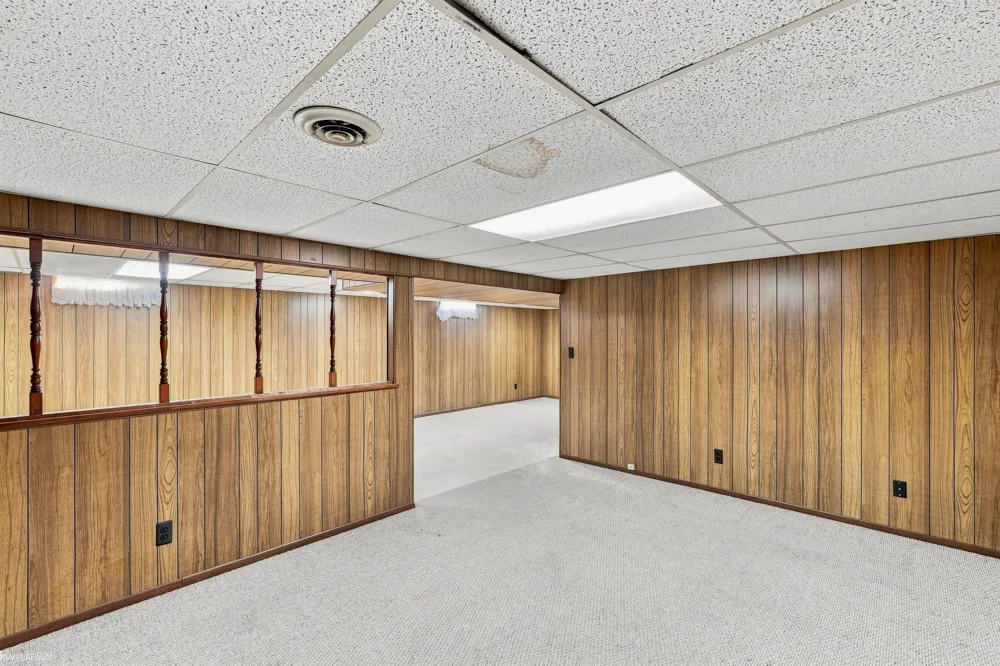 16878 Grettel Avenue Fraser City, MI 48026