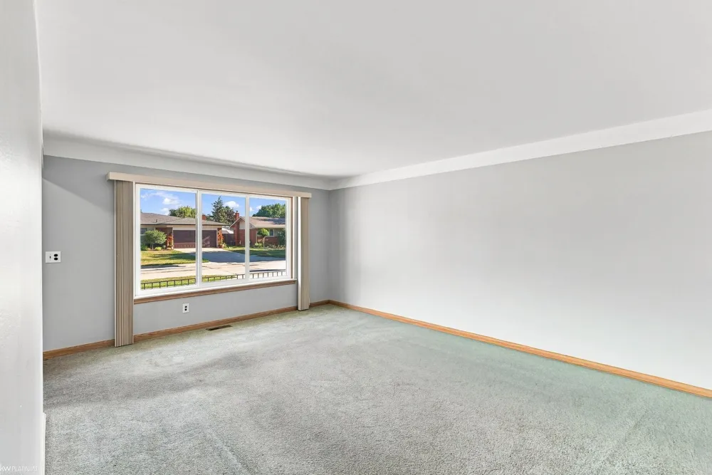 16878 Grettel Avenue Fraser City, MI 48026
