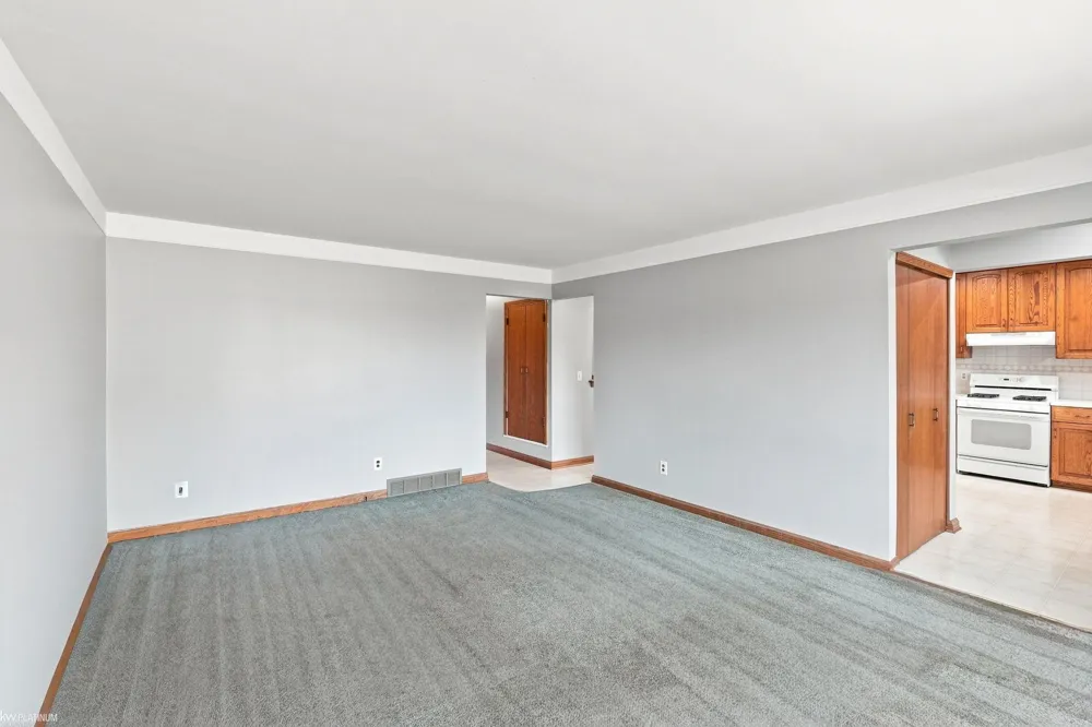 16878 Grettel Avenue Fraser City, MI 48026