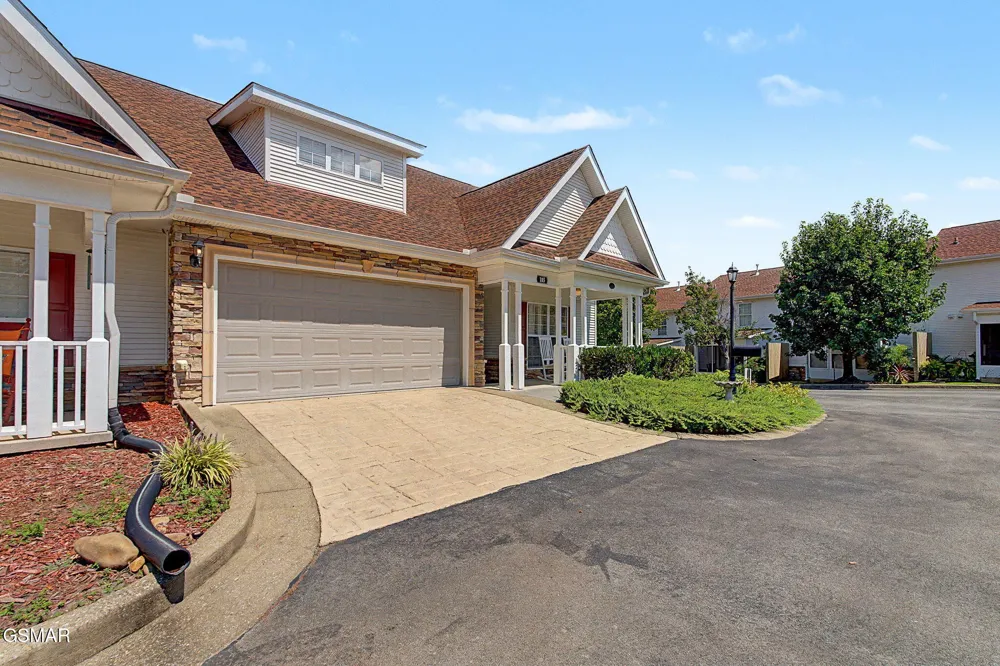 503 Apple View Way #105 Sevierville, TN 37862