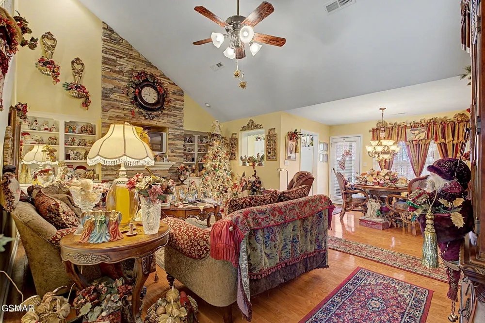 503 Apple View Way #105 Sevierville, TN 37862
