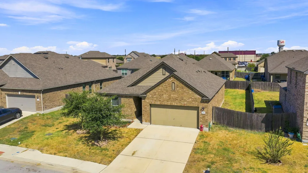 1703 Henbit Lane Lockhart, TX 78644