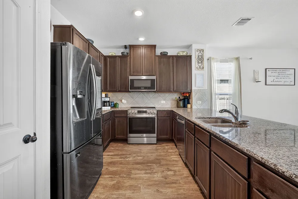 1703 Henbit Lane Lockhart, TX 78644