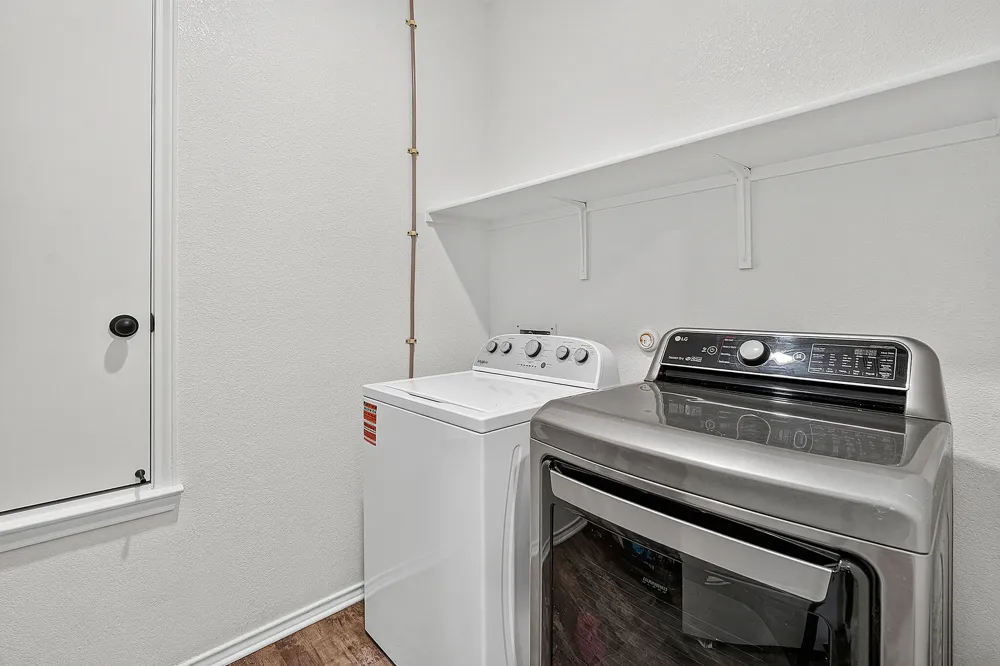 1703 Henbit Lane Lockhart, TX 78644