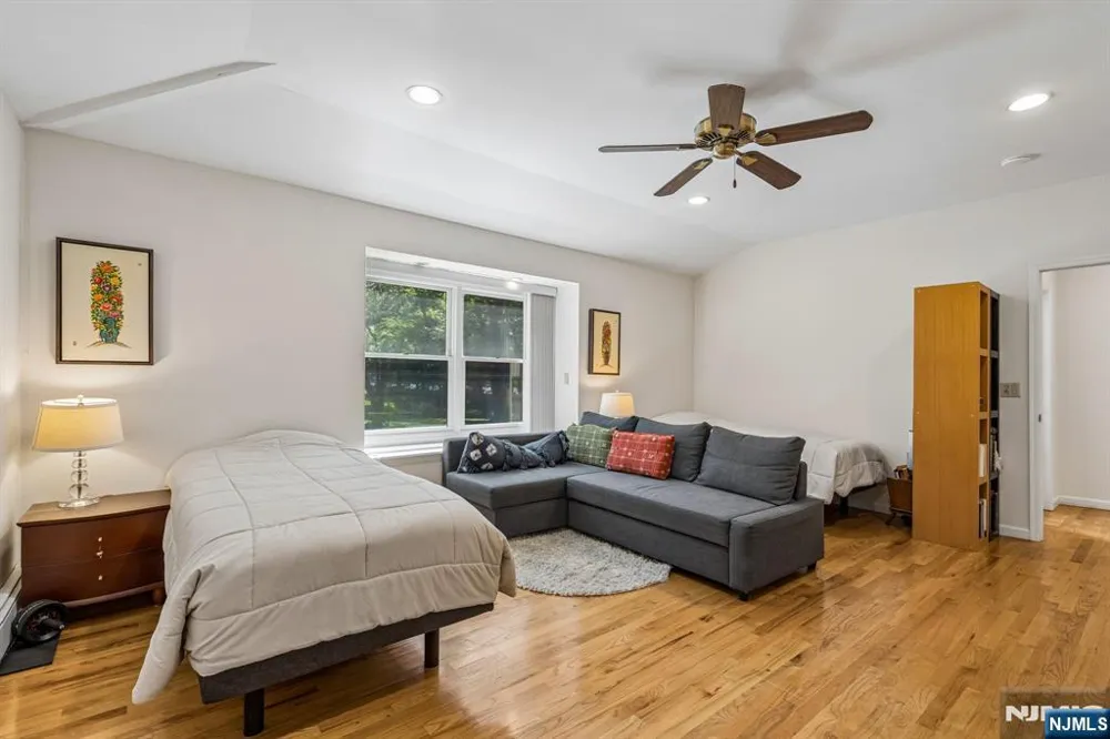 186 Laauwe Avenue Wayne, NJ 07470