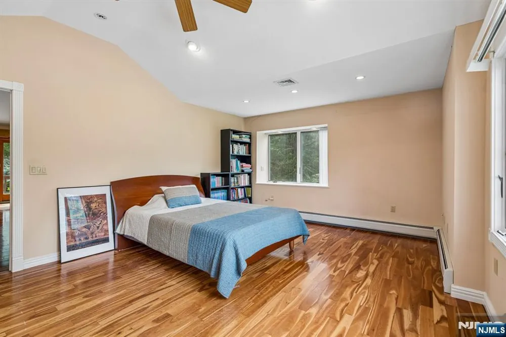 186 Laauwe Avenue Wayne, NJ 07470