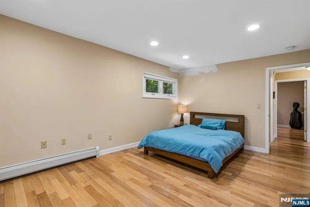 186 Laauwe Avenue Wayne, NJ 07470