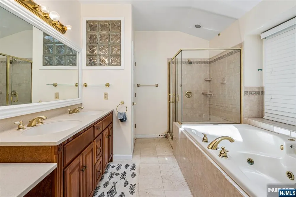 186 Laauwe Avenue Wayne, NJ 07470
