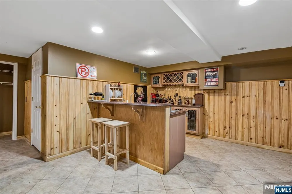 186 Laauwe Avenue Wayne, NJ 07470