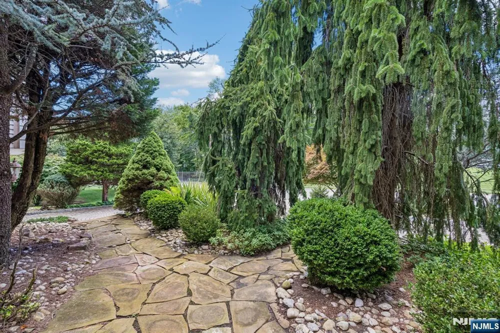 186 Laauwe Avenue Wayne, NJ 07470