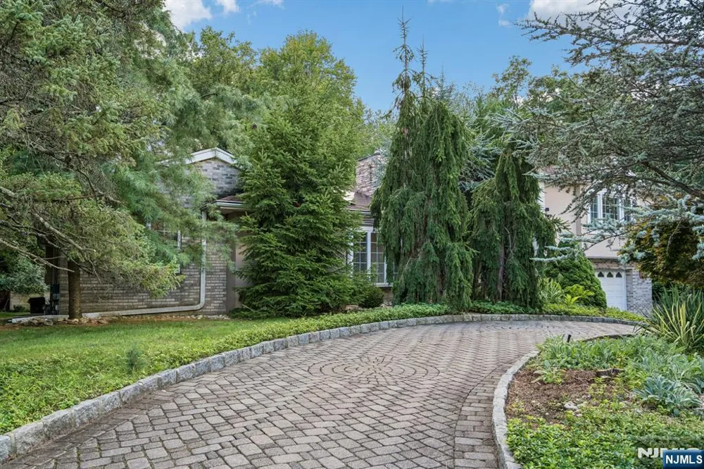 186 Laauwe Avenue Wayne, NJ 07470
