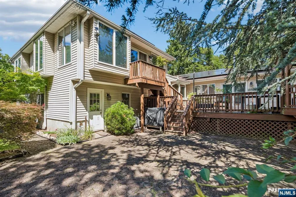 186 Laauwe Avenue Wayne, NJ 07470