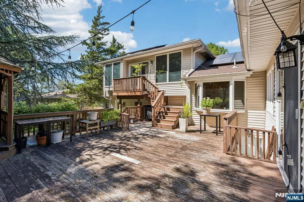 186 Laauwe Avenue Wayne, NJ 07470
