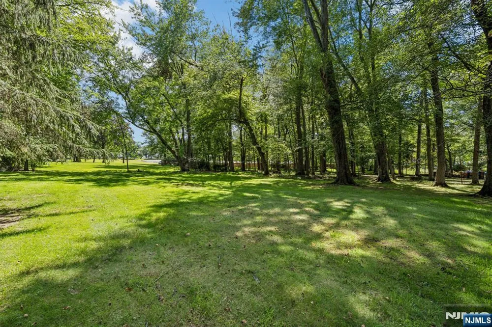 186 Laauwe Avenue Wayne, NJ 07470