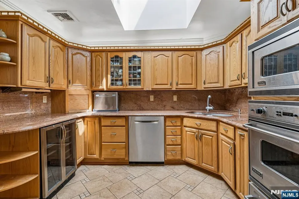 186 Laauwe Avenue Wayne, NJ 07470