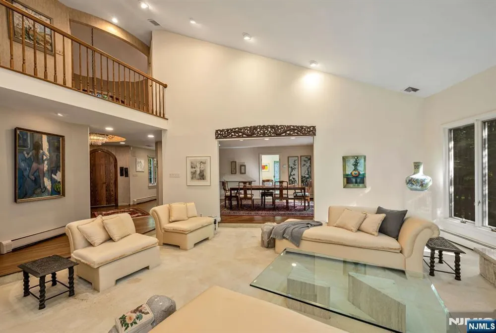 100 Cheyenne Way Wayne, NJ 07470