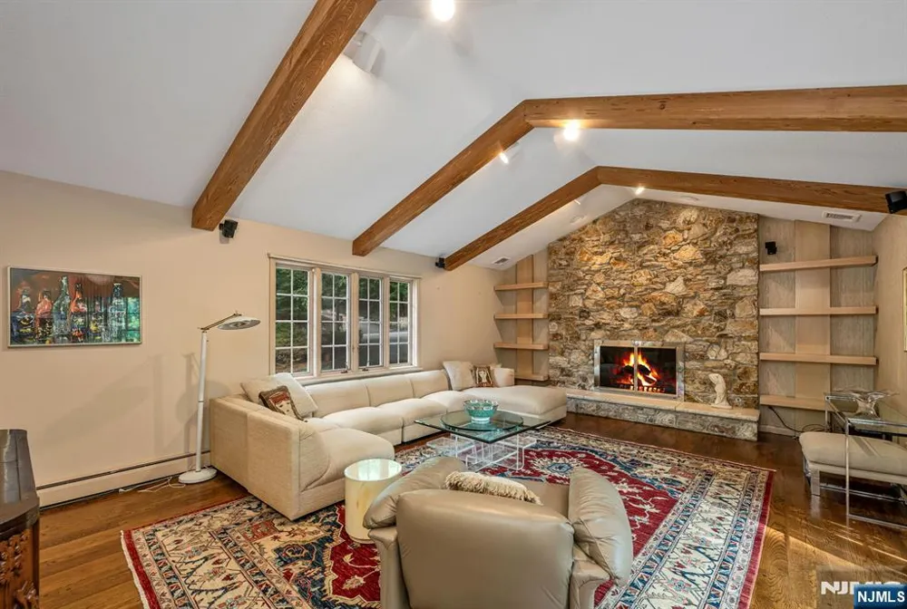 100 Cheyenne Way Wayne, NJ 07470