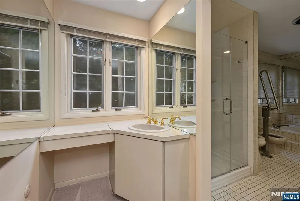 100 Cheyenne Way Wayne, NJ 07470