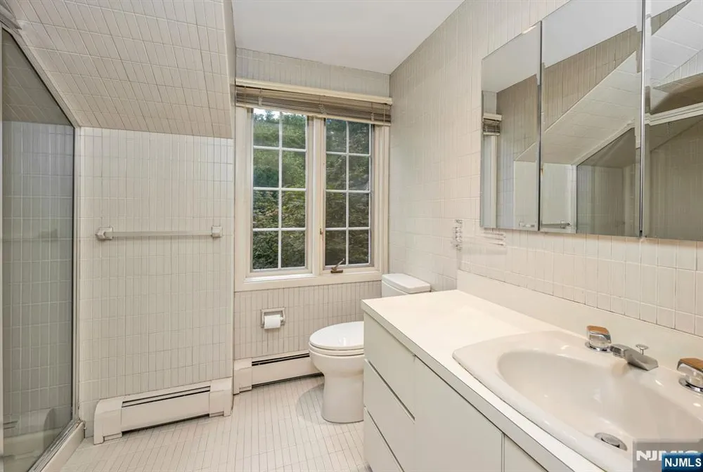 100 Cheyenne Way Wayne, NJ 07470