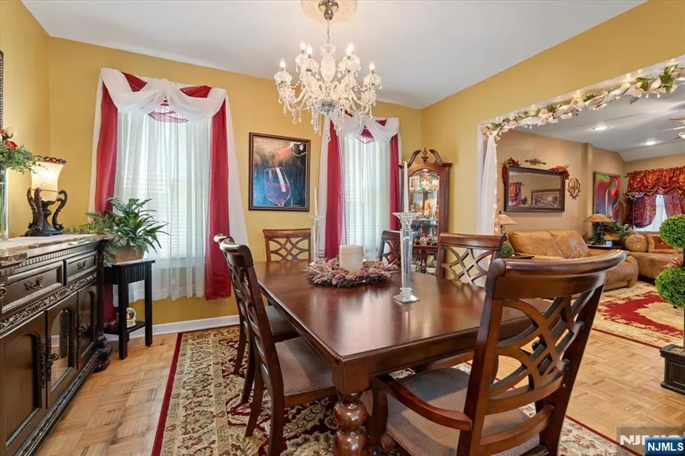 371 2nd Avenue Lyndhurst, NJ 07071