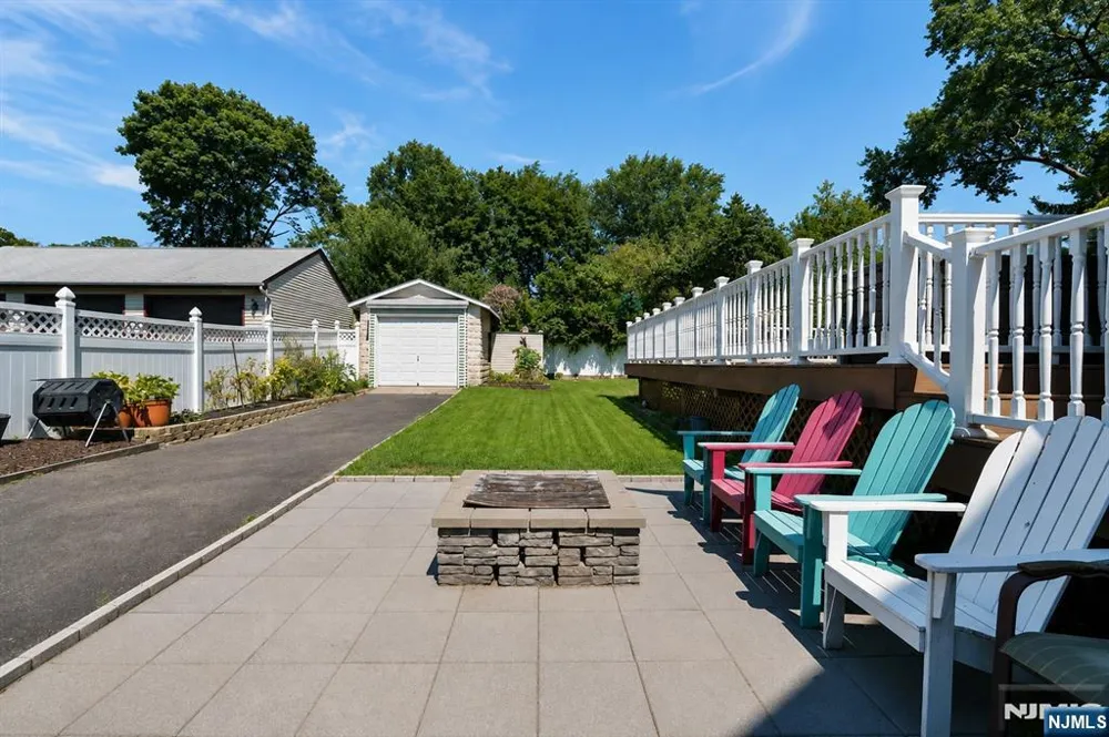 371 2nd Avenue Lyndhurst, NJ 07071