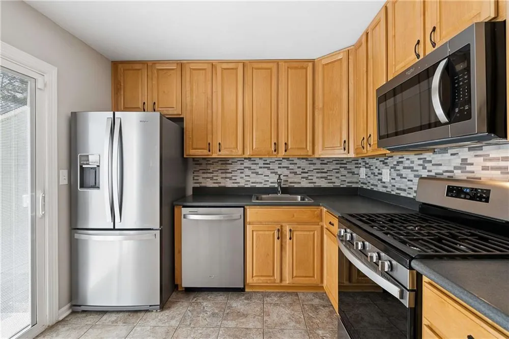 2318 Colonial Drive NE Atlanta, GA 30319