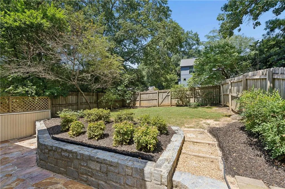 2318 Colonial Drive NE Atlanta, GA 30319