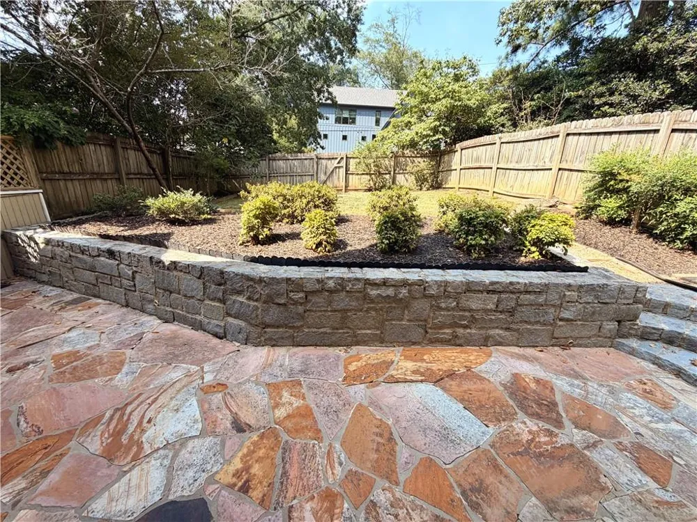 2318 Colonial Drive NE Atlanta, GA 30319