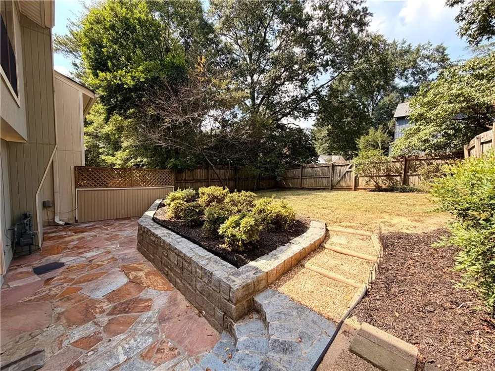2318 Colonial Drive NE Atlanta, GA 30319