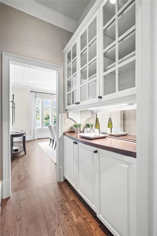 455 Laurel Chase Court Sandy Springs, GA 30327