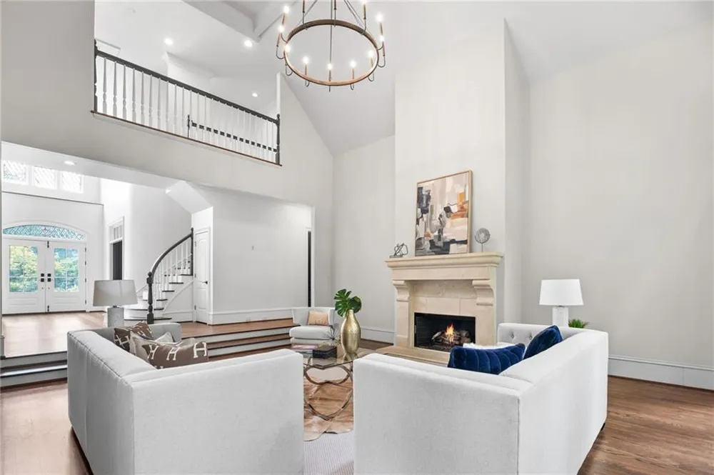 455 Laurel Chase Court Sandy Springs, GA 30327