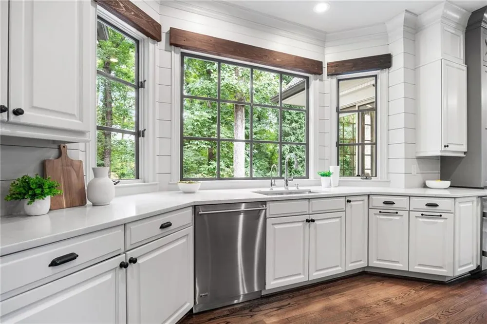 455 Laurel Chase Court Sandy Springs, GA 30327