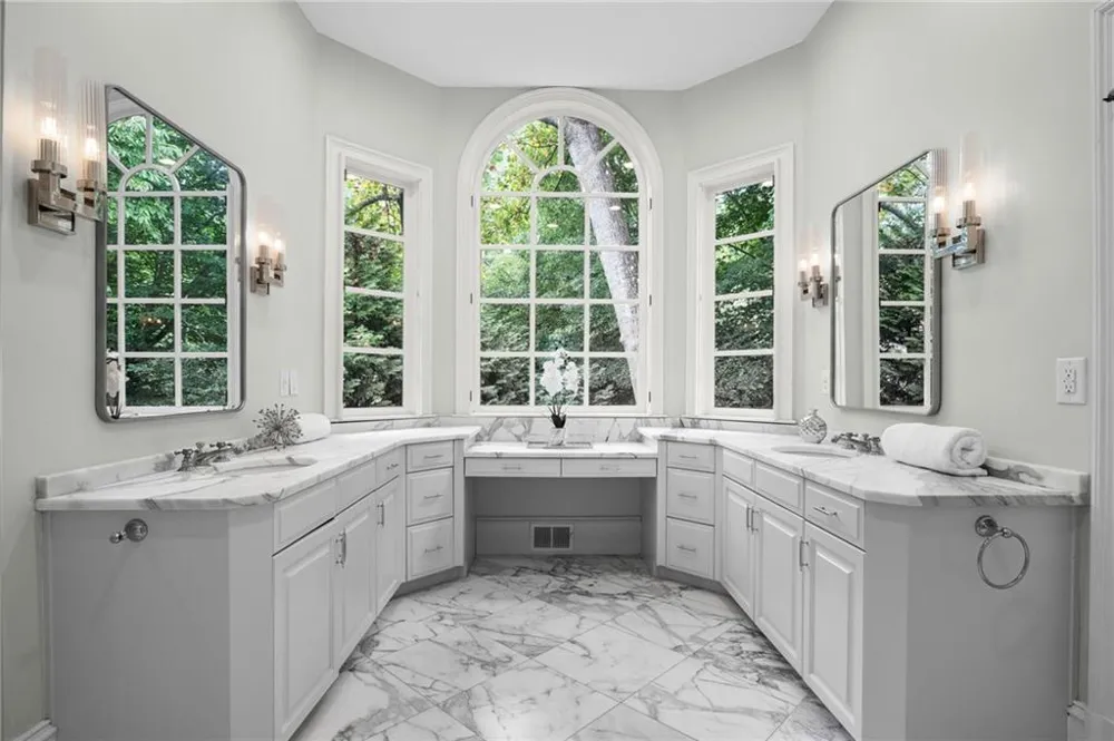 455 Laurel Chase Court Sandy Springs, GA 30327