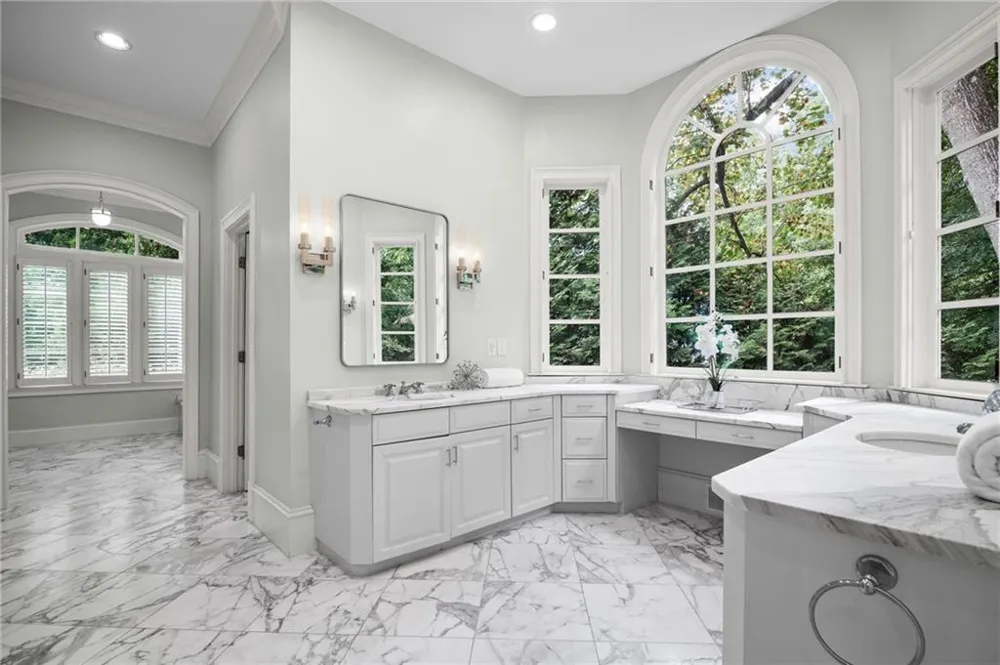 455 Laurel Chase Court Sandy Springs, GA 30327